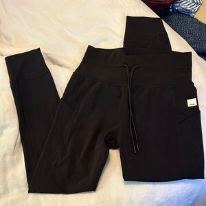 Vuori daily pocket leggigns
